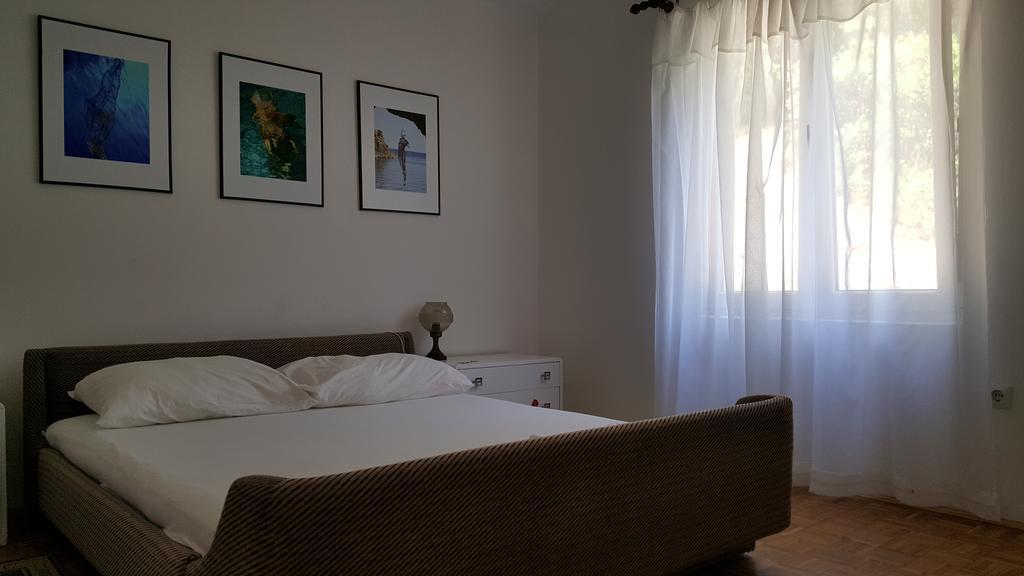 Apartment Viktor Sali Eksteriør bilde