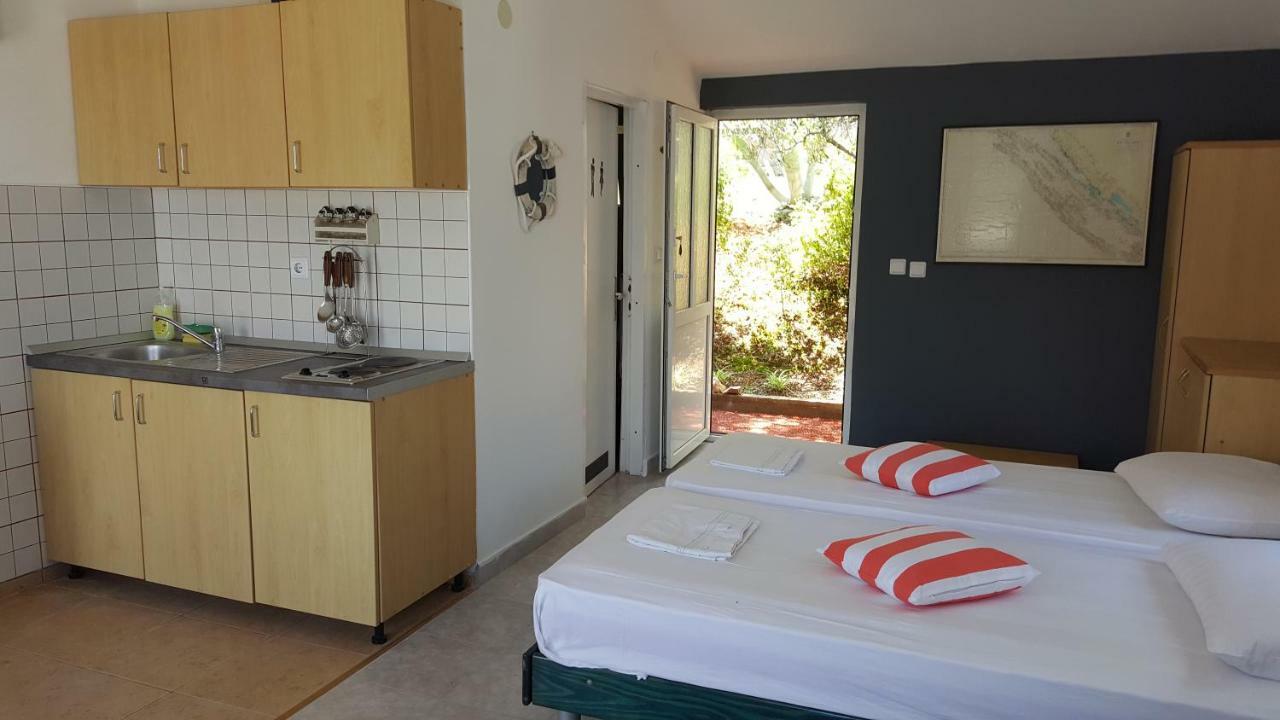 Apartment Viktor Sali Eksteriør bilde